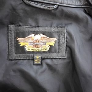 Harley-Davidson leather jacket shirt